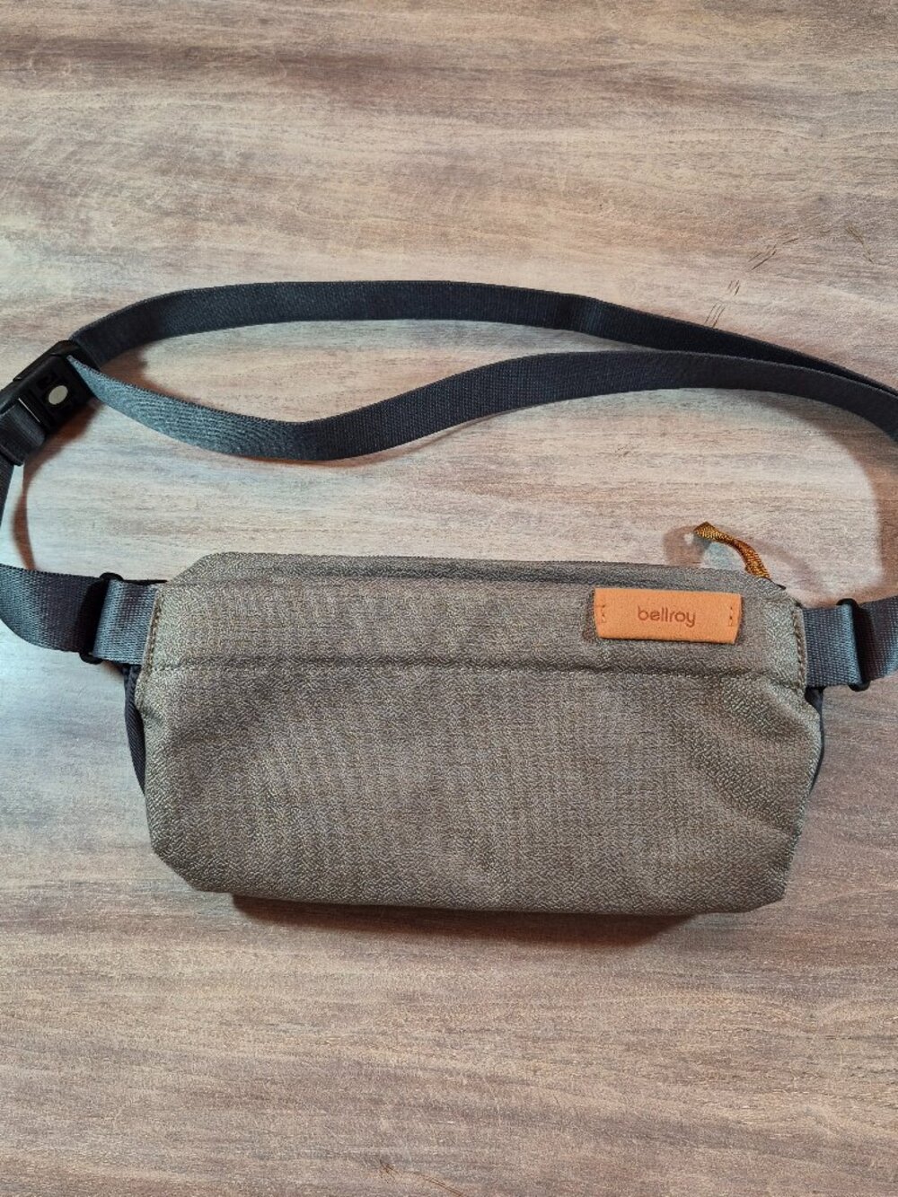 Bellroy Black Small Crossbody Sling Bag Zip Closure, Unisex Travel Casual